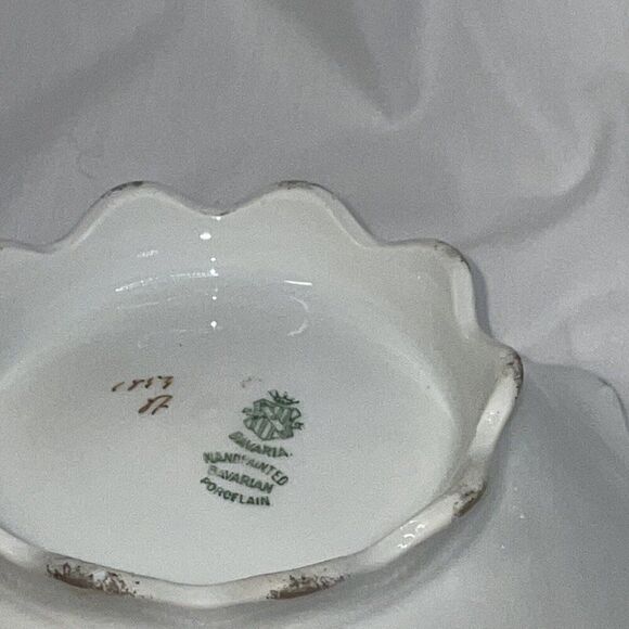 LOVELY BAVARIAN "PRINCE REGENT" GRAPES MOTIF SCALLOPED GILDED EDGE BOWL - Picture 12 of 16